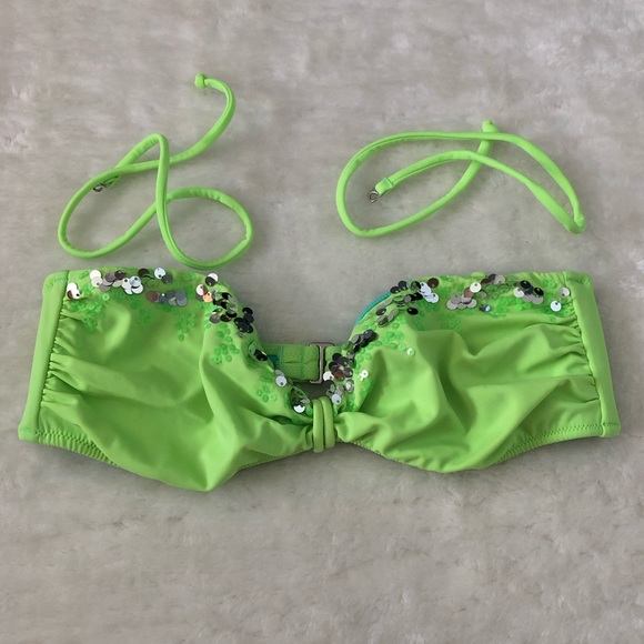 Victoria’s Secret Bikini Top - Picture 2 of 7